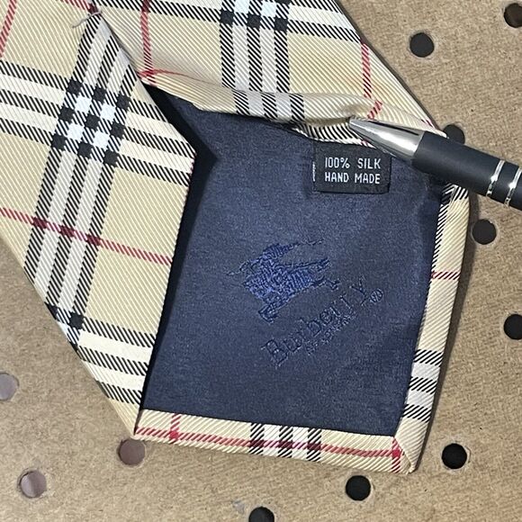VTG Burberry London Nova Check Wide Width Hand Made Silk Neck Tie Beige Men - Picture 6 of 7